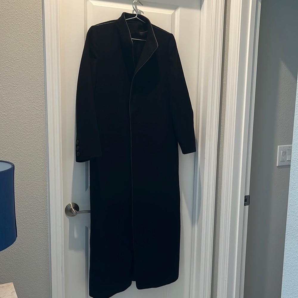 Black 100% Cashmere Fleurette Ladies Coat - Size 4-6 Made in the USA